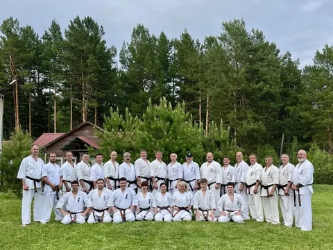 Школа чёрных поясов на Ангаре